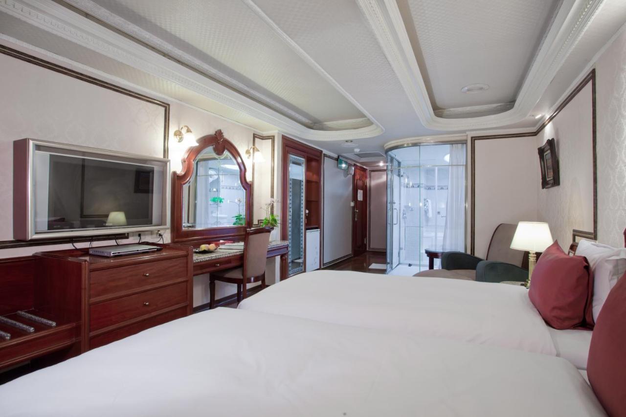 Happiness Hotel Taipei Exterior photo